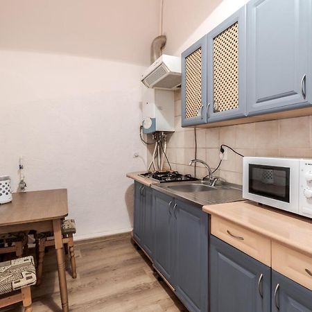 Striltsiv Apartment Λβιβ Εξωτερικό φωτογραφία