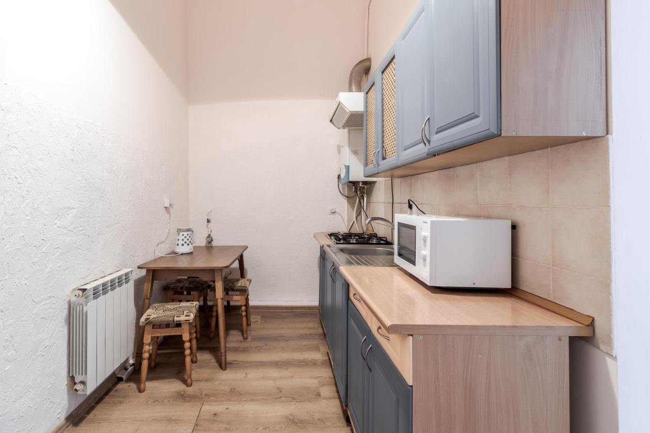 Striltsiv Apartment Λβιβ Εξωτερικό φωτογραφία