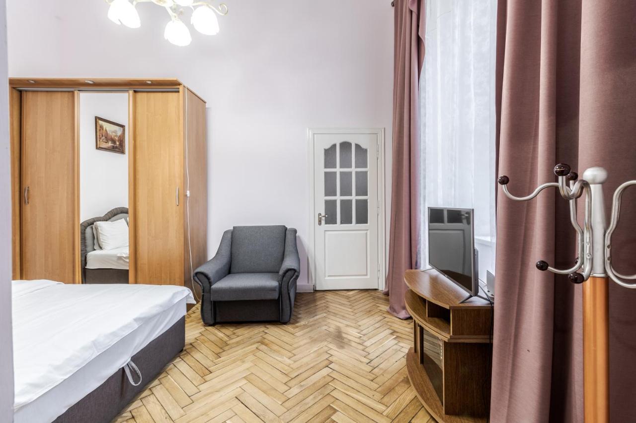 Striltsiv Apartment Λβιβ Εξωτερικό φωτογραφία