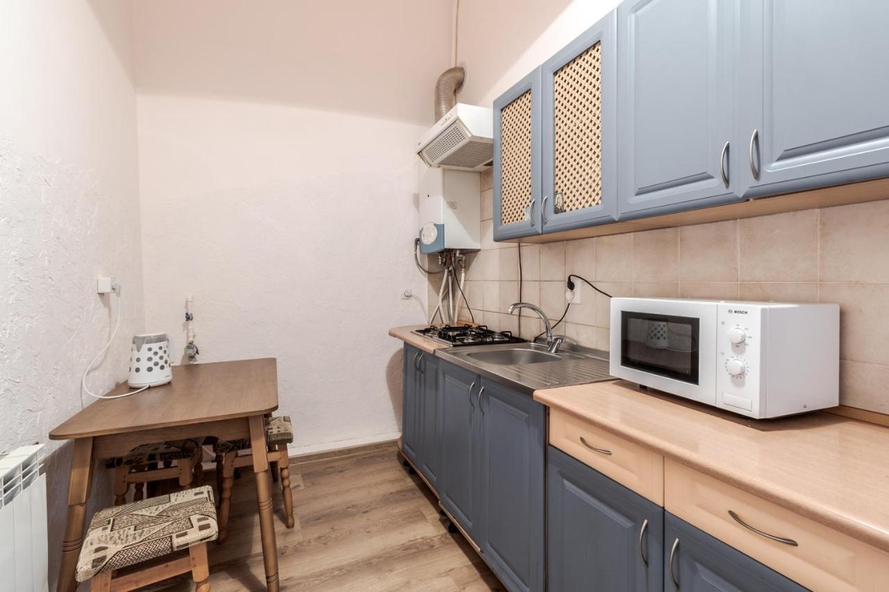 Striltsiv Apartment Λβιβ Εξωτερικό φωτογραφία